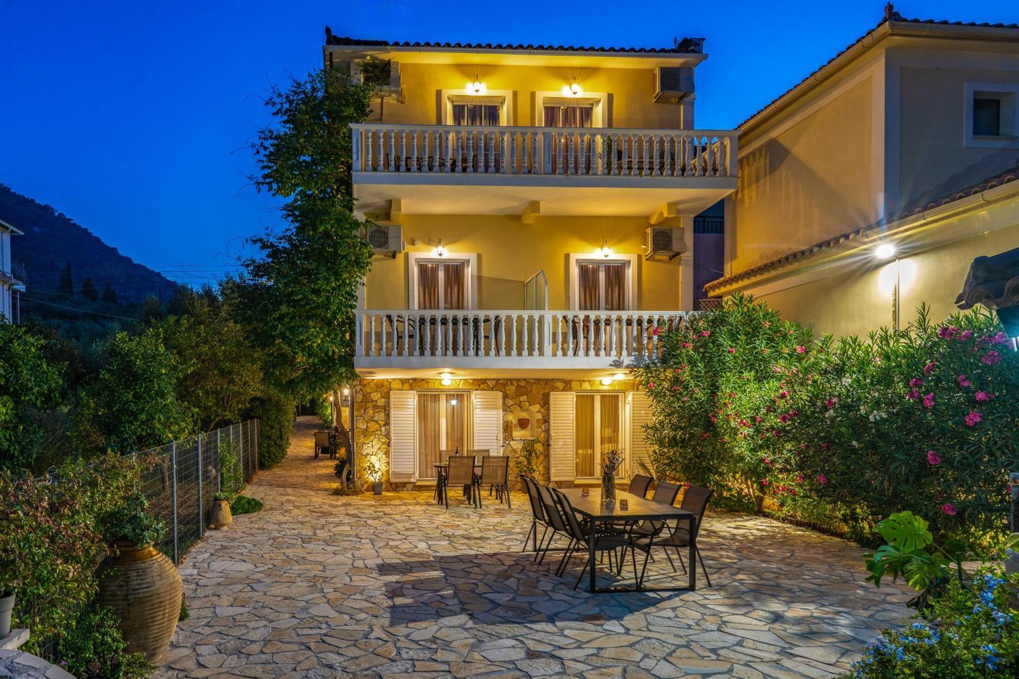 Villa Dionysios Keri エクステリア 写真